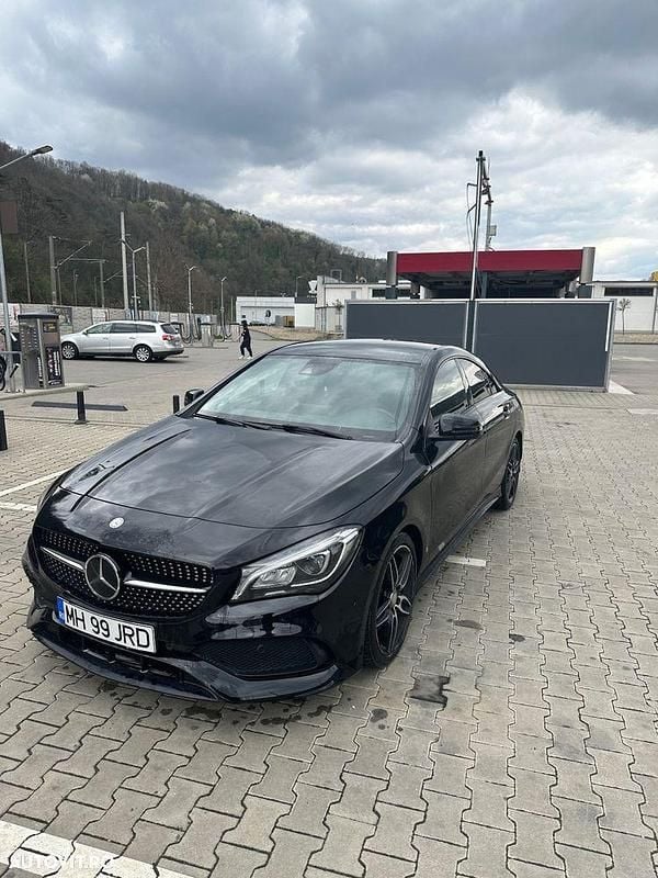 Culoarenegru Utilizat 2016 Mercedes CLA220 Berlinǎ | 16.999 EUR (Super Preț) - Imagine 1/4