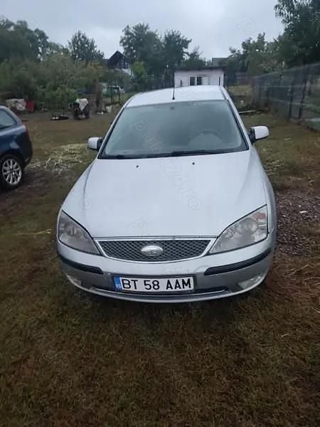 Second-hand Ford Mondeo 136 CP (100 kW) 2004 Berlinǎ