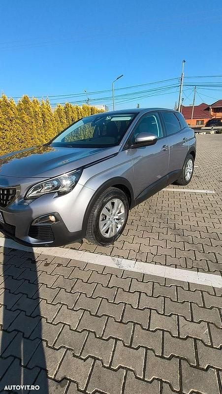 Second-hand Peugeot 3008 Allure 130 CP (95 kW) 2019 Culoareargint SUV