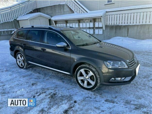 Albastru Utilizat 2013 VW Passat Break | 3.200 EUR - Imagine 1/3