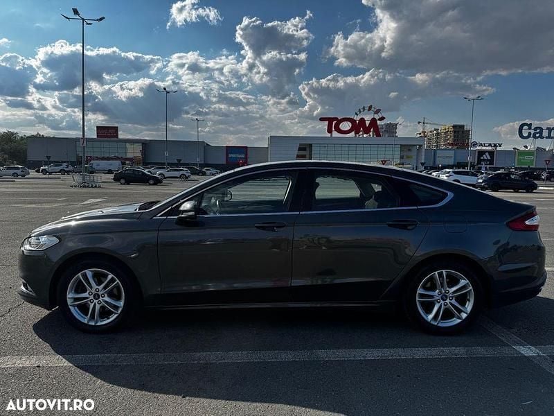 Gri Utilizat 2015 Ford Mondeo Vignale Berlinǎ | 10.900 EUR (Preț bun) - Imagine 1/4