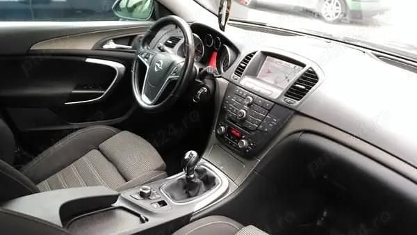 Utilizat 2011 Opel Insignia Break | 3.600 EUR (Preț OK) - Imagine 1/4