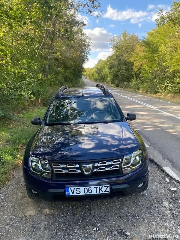 Albastru Utilizat 2016 Dacia Duster SUV | 8.100 EUR (Preț OK) - Imagine 1/4