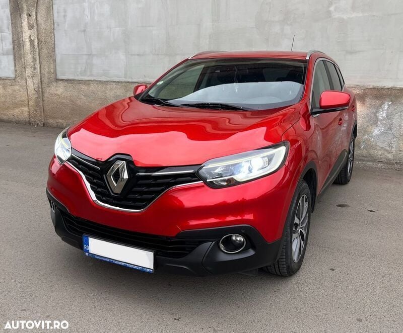 Rosu Utilizat 2016 Renault Kadjar Zen SUV | 11.200 EUR (Preț OK) - Imagine 1/4