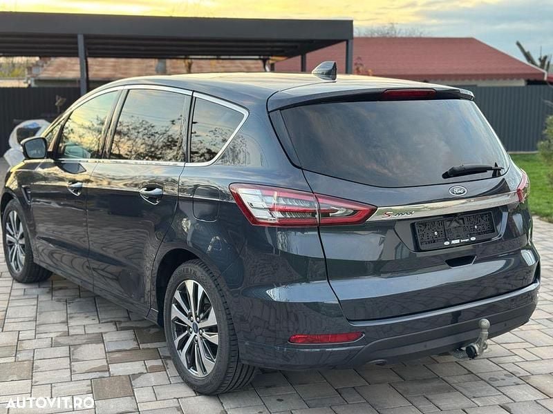 Second-hand Ford S-MAX S 150 CP (110 kW) 2021 Culoaregri Monovolum