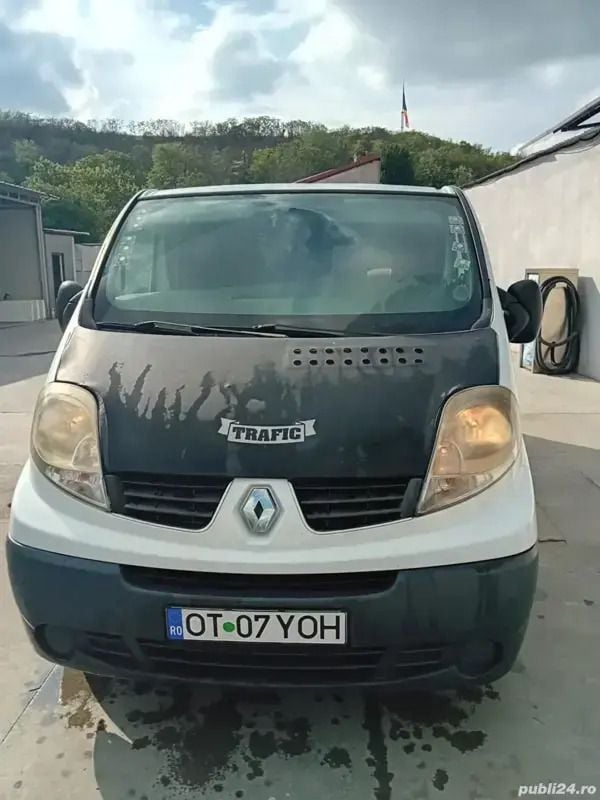 Utilizat 2008 Renault Trafic Van | 6.000 EUR (Puțin scump) - Imagine 1/4