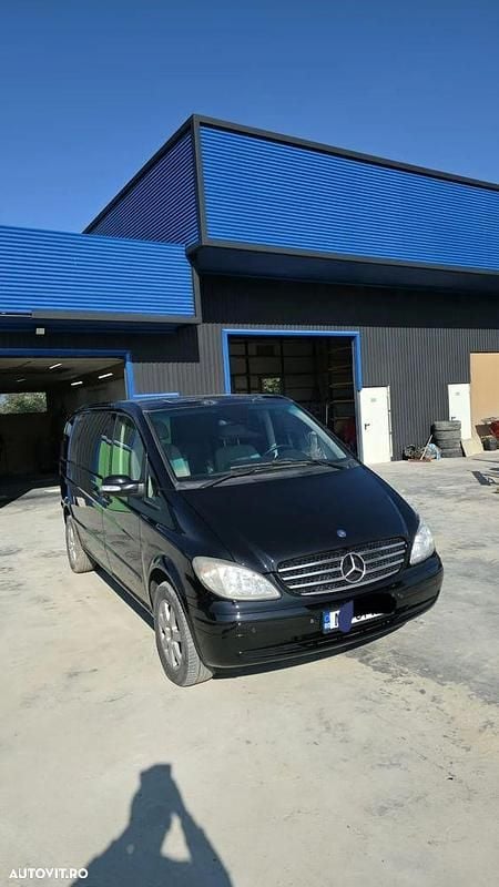 Second-hand Mercedes Viano 150 CP (110 kW) 2009 Culoarenegru Monovolum