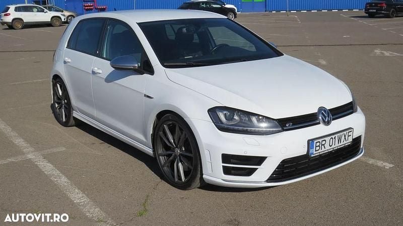 Alb Utilizat 2015 VW Golf VII R Hatchback | 17.900 EUR - Imagine 1/4