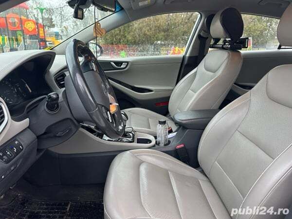 Alb Utilizat 2018 Hyundai Ioniq Berlinǎ | 13.900 EUR - Imagine 1/4
