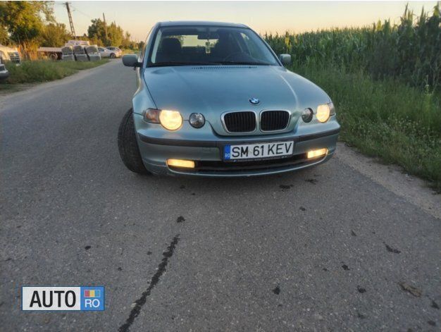 Verde Utilizat 2003 BMW 316 Hatchback | 1.000 EUR - Imagine 1/4