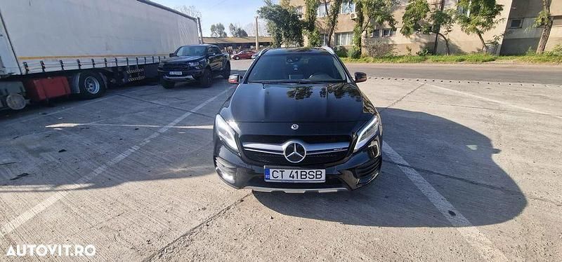 Culoarenegru Utilizat 2017 Mercedes GLA200 SUV | 14.000 EUR (Preț OK) - Imagine 1/4