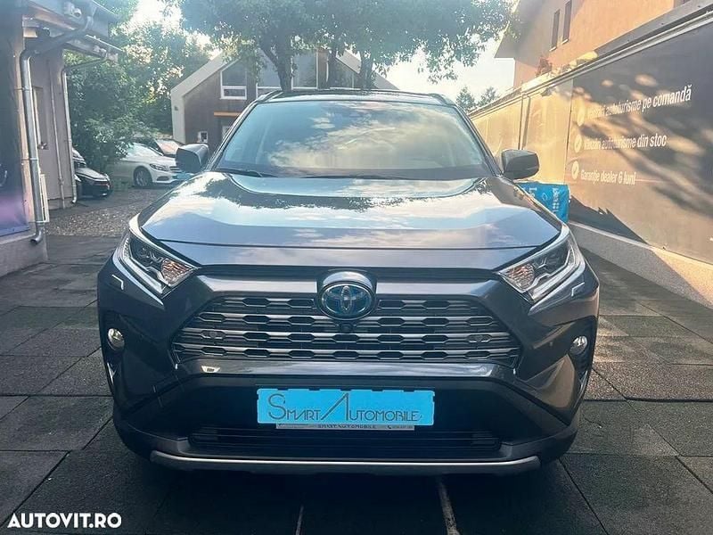 Culoaregri Utilizat 2021 Toyota RAV4 Hybrid Luxury SUV | 35.999 EUR (Scump) - Imagine 1/4