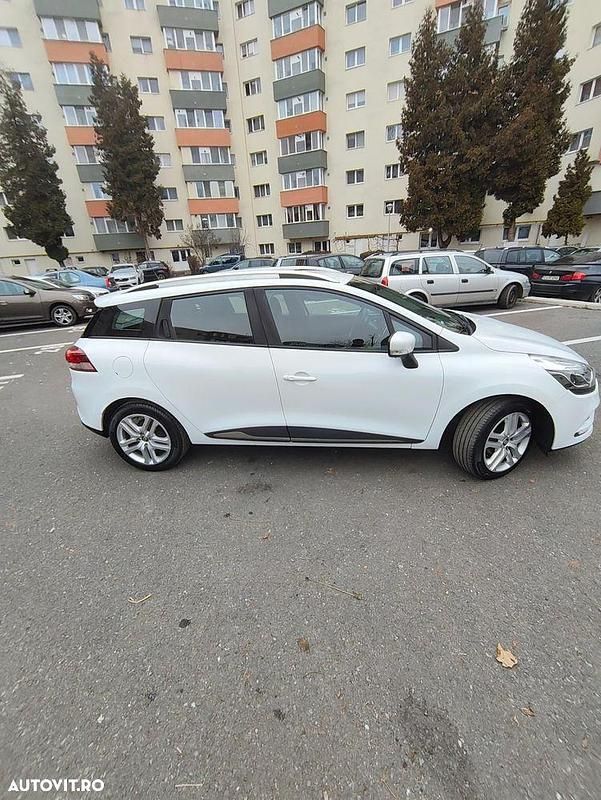 Second-hand Renault Clio IV Intens 90 CP (66 kW) 2019 Culoarealb