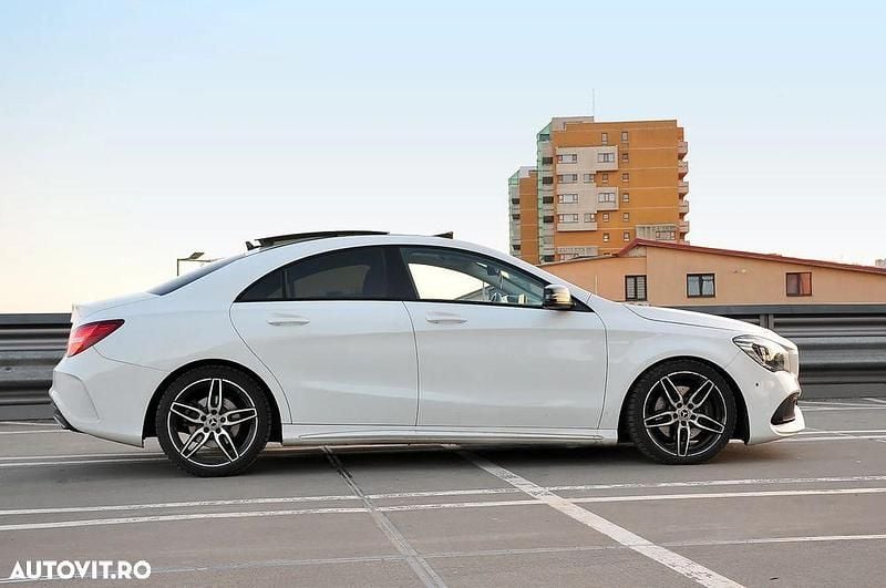 Second-hand Mercedes CLA220 AMG line 177 CP (130 kW) 2017 Culoarealb Berlinǎ