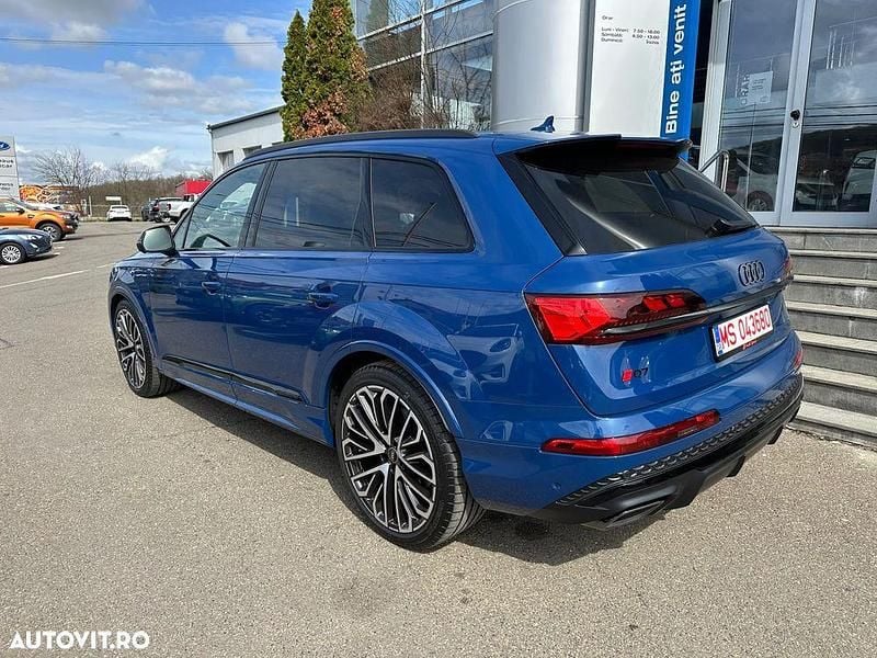 Second-hand Audi Q7 S-Line 285 CP (209 kW) 2024 Albastru SUV