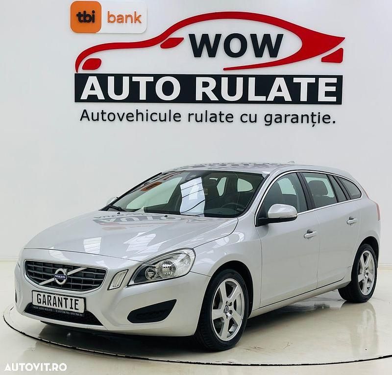 Gri Utilizat 2011 Volvo V60 Kinetic Break | 6.590 EUR (Puțin scump) - Imagine 1/4