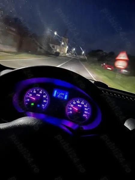 Utilizat 2006 Dacia Logan Berlinǎ | 1.100 EUR (Preț OK) - Imagine 1/4