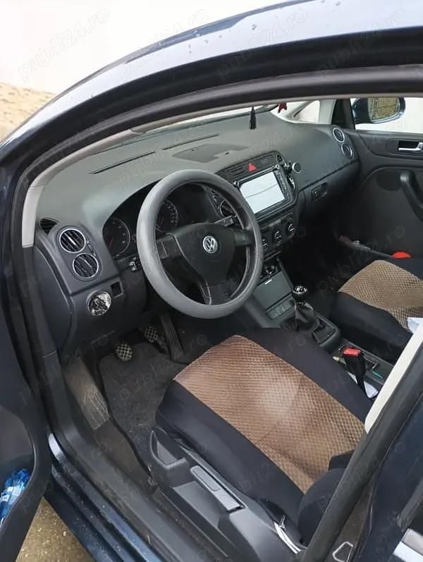 Utilizat 2005 VW Golf V | 2.400 EUR (Preț bun) - Imagine 1/4