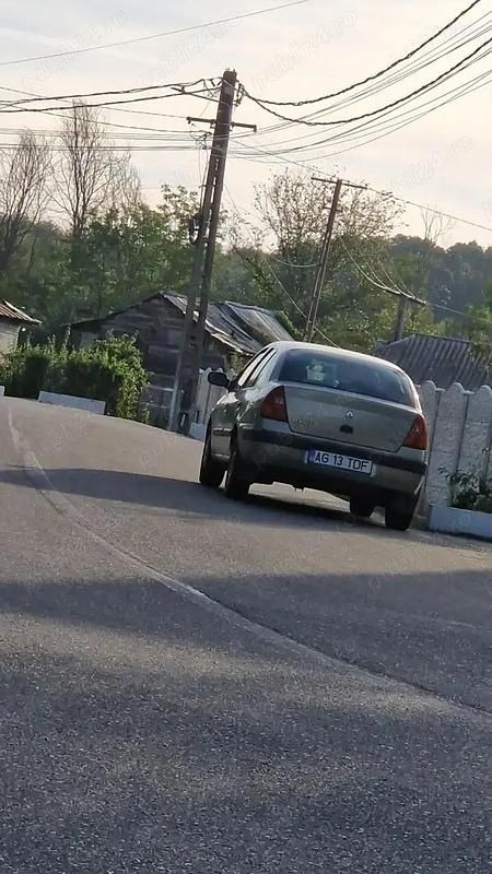 Utilizat 2002 Renault Clio II SE Berlinǎ | 8.000 EUR - Imagine 1/4