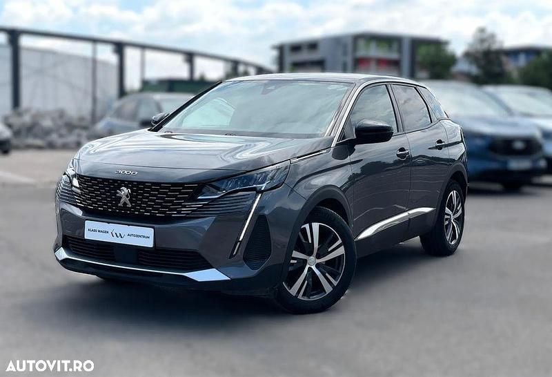 Gri Utilizat 2022 Peugeot 3008 Allure SUV | 15.990 EUR (Super Preț) - Imagine 1/4