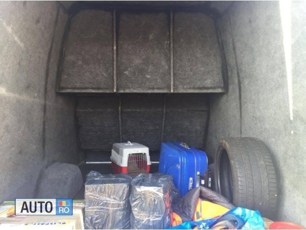 Second-hand Mercedes Sprinter 163 CP (119 kW) 2005 Verde Van