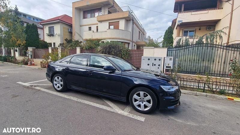 Culoarealbastru Utilizat 2011 Audi A6 S-Line Berlinǎ | 8.000 EUR (Preț bun) - Imagine 1/4