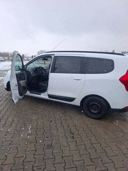 Alb Utilizat 2013 Dacia Lodgy Monovolum | 5.000 EUR (Preț OK) - Imagine 1/4