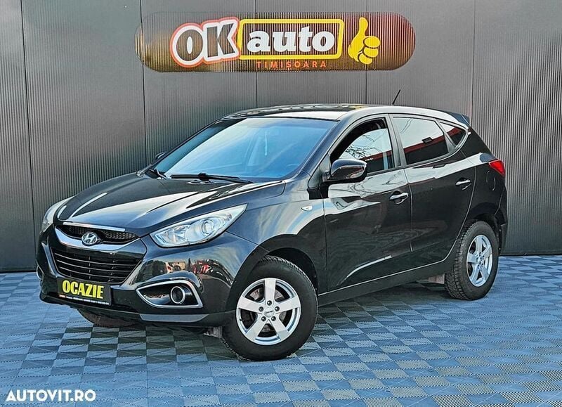 Negru Utilizat 2011 Hyundai ix35 SUV | 8.500 EUR (Preț OK) - Imagine 1/4