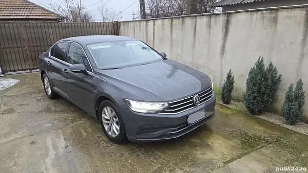 Gri Second-hand 2020 VW Passat Berlinǎ | 16.000 EUR (Preț bun) - Imagine 1/4