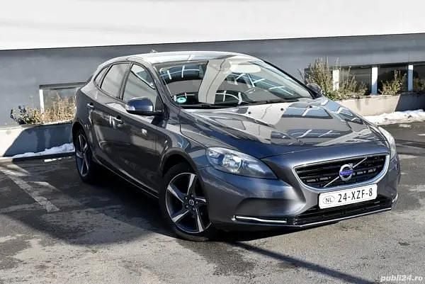 Second-hand Volvo V40 115 CP (84 kW) 2013 Gri Break