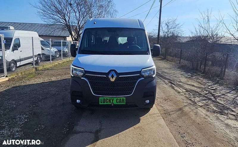 Second-hand Renault Master 130 CP (95 kW) 2021 Culoarealb Monovolum
