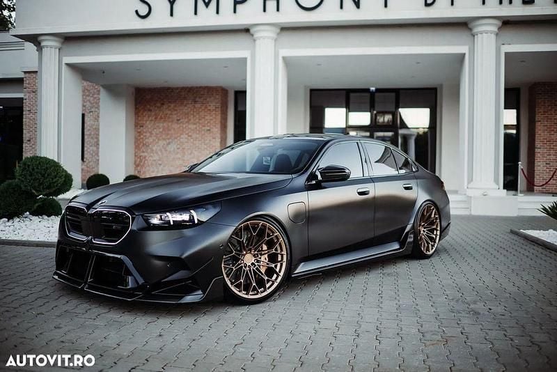 Second-hand BMW M5 Comfort Edition 727 CP (534 kW) 2024 Culoarenegru Berlinǎ