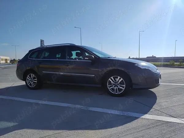 Gri Utilizat 2010 Renault Laguna III Break | 2.490 EUR (Preț OK) - Imagine 1/4