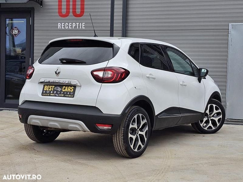 Second-hand Renault Captur 140 CP (102 kW) 2020 Culoarealb SUV