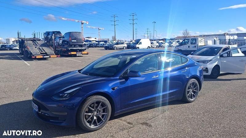 Second-hand Tesla Model 3 350 kW (476 CP) 2021 Culoarealbastru Berlinǎ