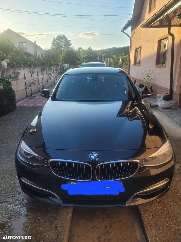Culoarenegru Utilizat 2016 BMW 320 Gran Turismo Luxury Line Berlinǎ | 15.000 EUR (Preț bun) - Imagine 1/4