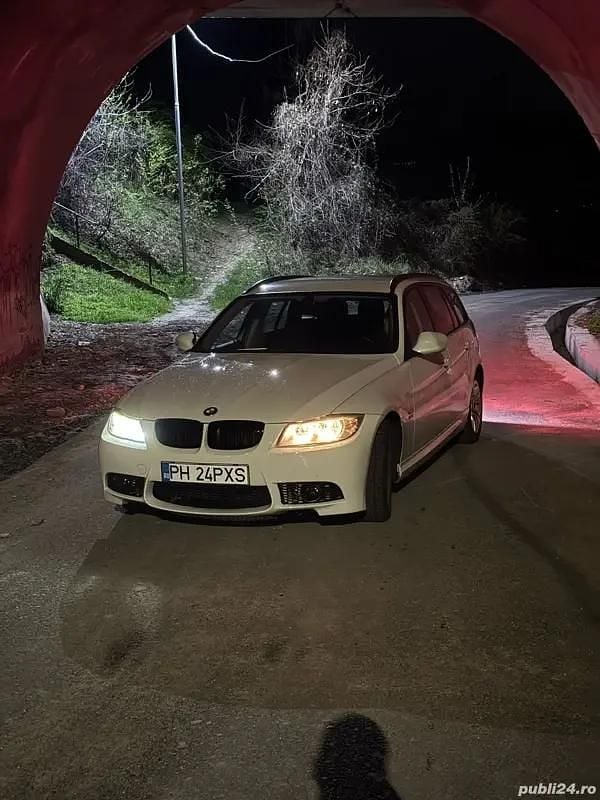 Alb Utilizat 2010 BMW 320 Break | 6.000 EUR (Preț OK) - Imagine 1/4