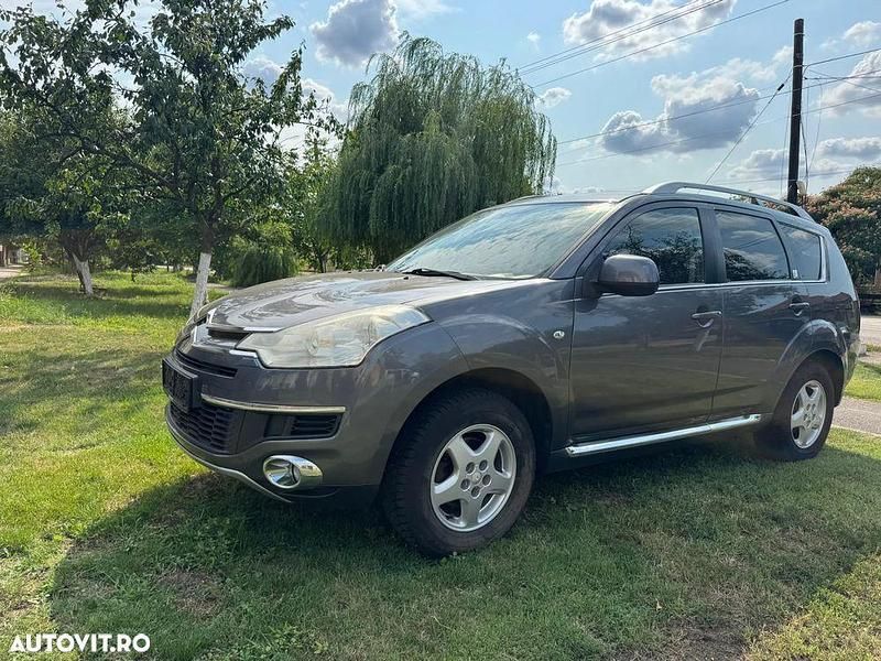 Gri Utilizat 2007 Citroën C-Crosser Comfort SUV | 3.099 EUR - Imagine 1/4