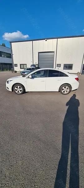 Second-hand Chevrolet Cruze 100 CP (73 kW) 2010 Berlinǎ