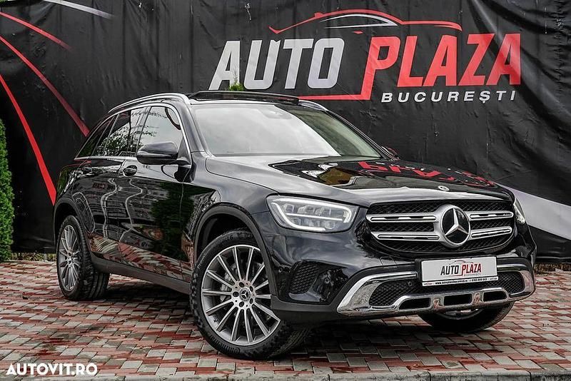Culoarenegru Utilizat 2021 Mercedes GLC300e SUV | 31.990 EUR - Imagine 1/4