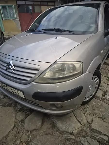 Utilizat 2004 Citroën C3 Hatchback | 800 EUR (Preț bun) - Imagine 1/4