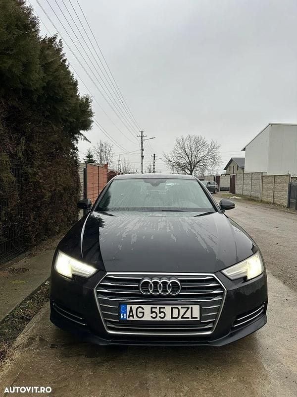 Culoarenegru Second-hand 2016 Audi A4 S-Line Berlinǎ | 12.000 EUR (Preț bun) - Imagine 1/4