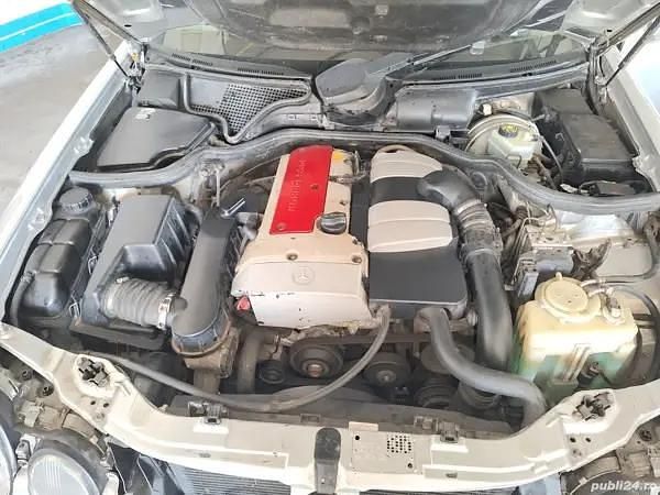 Second-hand Mercedes 200 165 CP (121 kW) 2001 Argintiu Berlinǎ