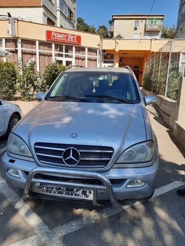 Second-hand Mercedes ML400 184 CP (135 kW) 2002 SUV