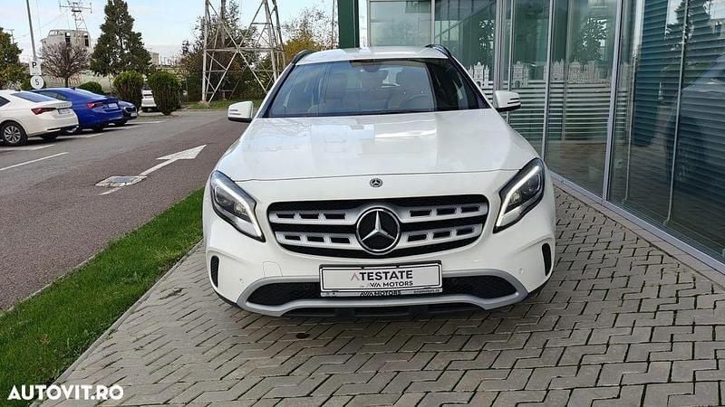 Culoarealb Utilizat 2019 Mercedes GLA180 Urban SUV | 21.825 EUR (Preț OK) - Imagine 1/4