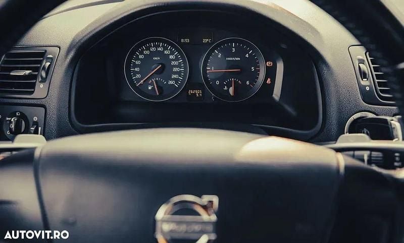 Culoarealb Utilizat 2012 Volvo S40 Berlinǎ | 4.900 EUR (Preț bun) - Imagine 1/4