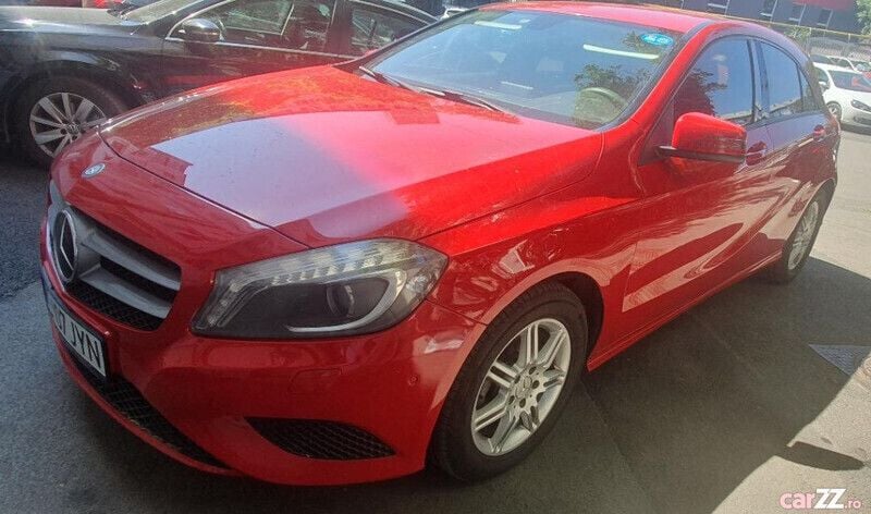 Roșu Utilizat 2015 Mercedes A180 Berlinǎ | 9.990 EUR (Preț bun) - Imagine 1/4