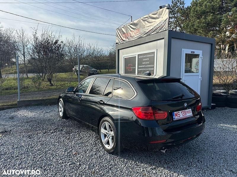 Second-hand BMW 320 Sport Line 184 CP (135 kW) 2013 Culoarenegru Break