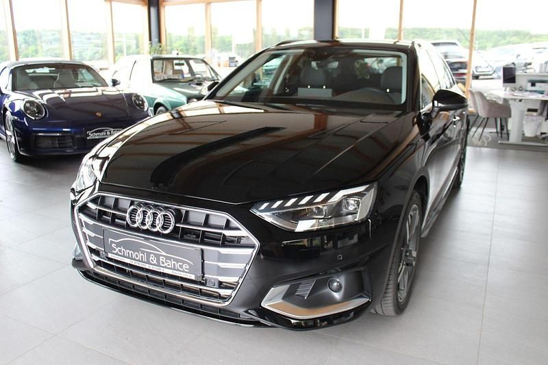 Utilizat 2022 Audi A4 Advanced Break | 32.120 EUR (Scump) - Imagine 1/1