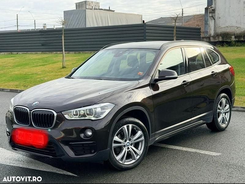 Culoaremaro Utilizat 2018 BMW X1 Sport Line SUV | 17.500 EUR (Preț OK) - Imagine 1/4